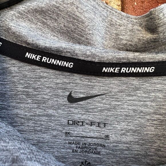 Nike Element Womens 1/2 Zip Running Top gray Plus Size 1X NWT - Picture 13 of 15